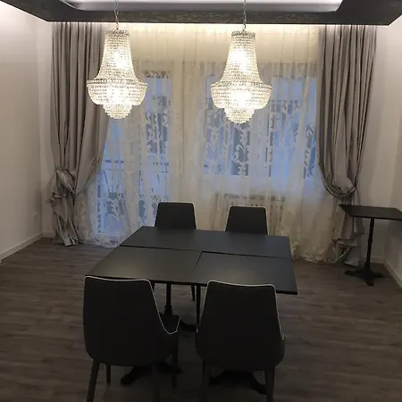 Double A Guest house Mestre