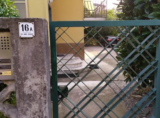 Double A Casa de hóspedes 4*